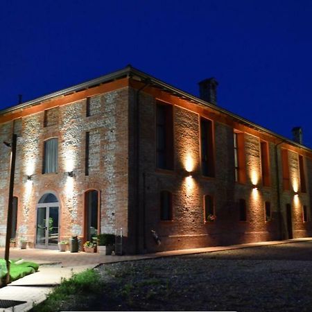 Agriturismo Mascudiera Fiorenzuola d'Arda Luaran gambar