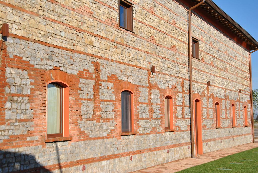 Agriturismo Mascudiera Fiorenzuola d'Arda Luaran gambar