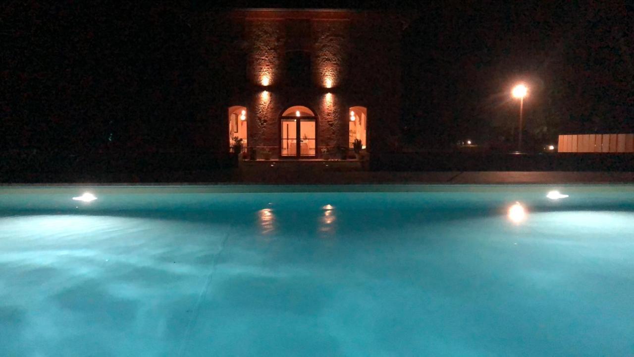 Agriturismo Mascudiera Fiorenzuola d'Arda Luaran gambar